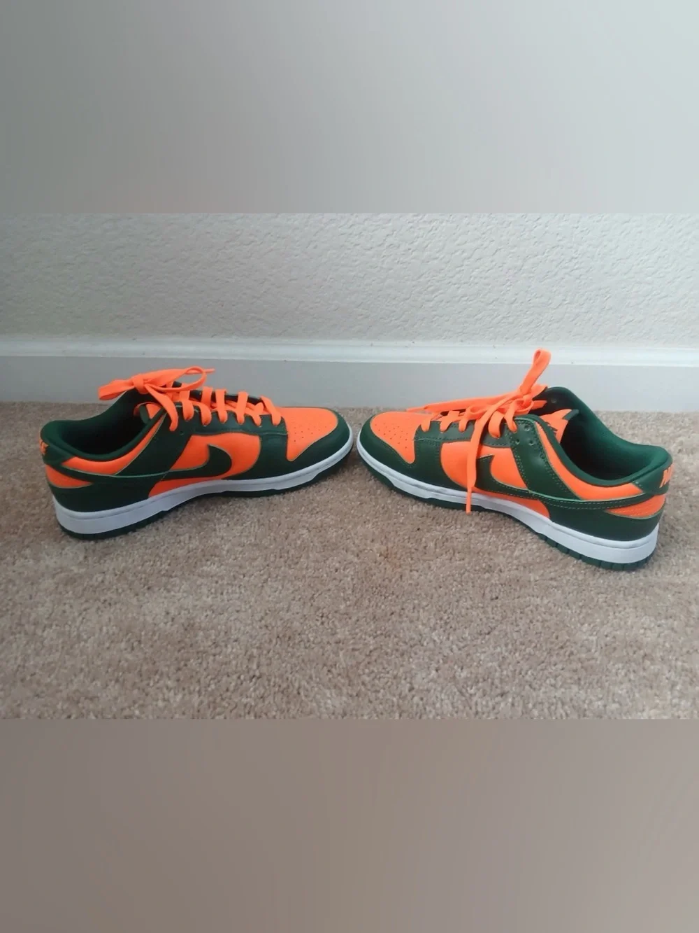 Nike Dunk “Miami Hurricanes”